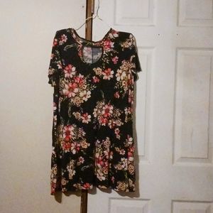 Women's Floral Tunic